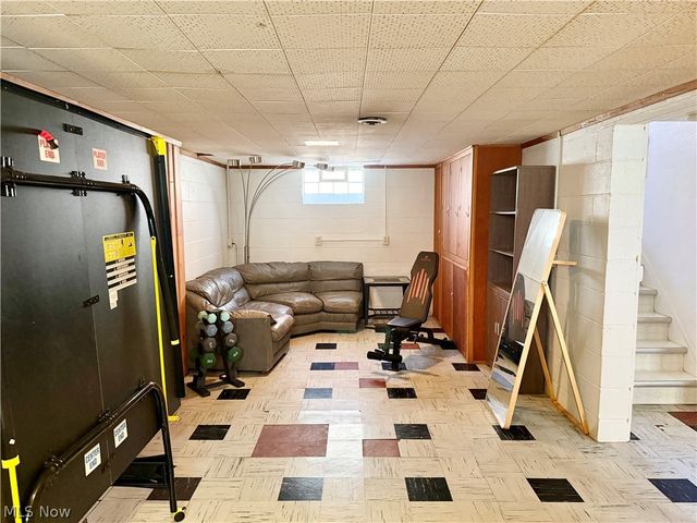 4863 E 93rd Street, Garfield Heights, OH 44125