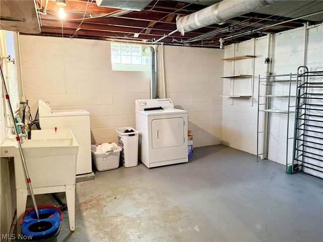 4863 E 93rd Street, Garfield Heights, OH 44125