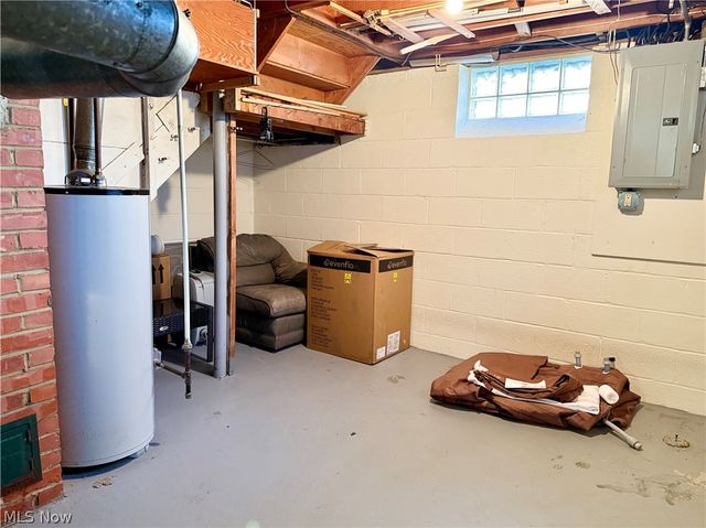 4863 E 93rd Street, Garfield Heights, OH 44125