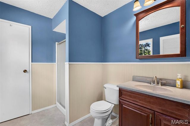1261 Jade Wind Circle, Ballwin, MO 63011