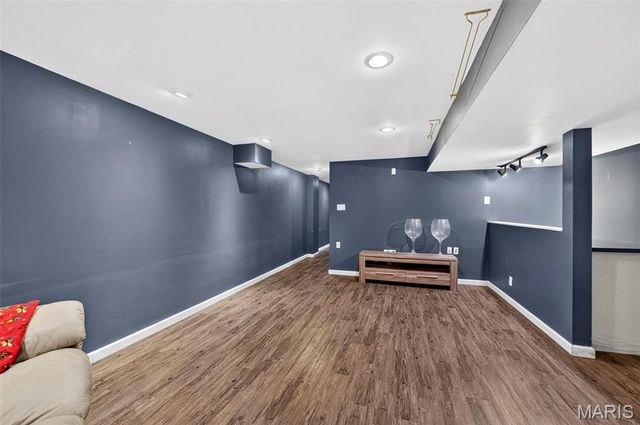 1261 Jade Wind Circle, Ballwin, MO 63011
