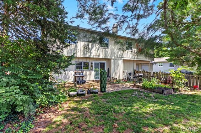 1261 Jade Wind Circle, Ballwin, MO 63011