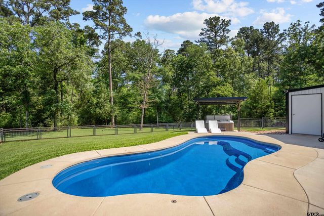 149 Yaupon Lane, Crockett, TX 75835