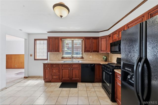 176 15th Street, Buffalo, NY 14213