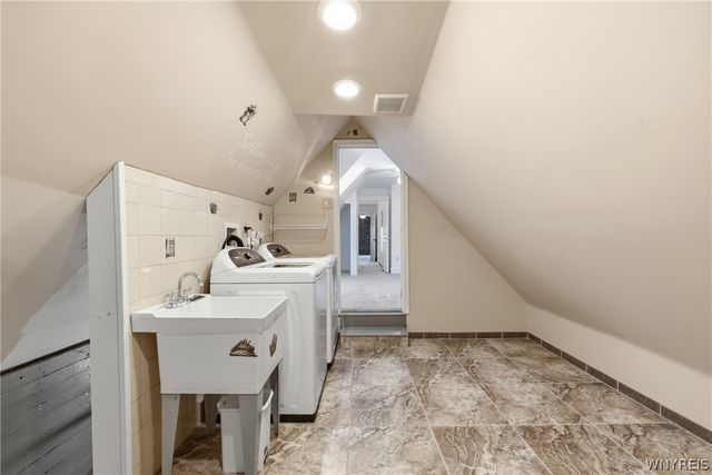176 15th Street, Buffalo, NY 14213