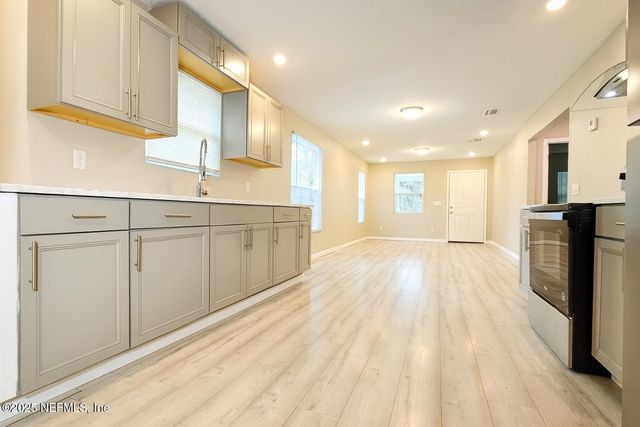 804 WESTBROOK Road, Jacksonville, FL 32209