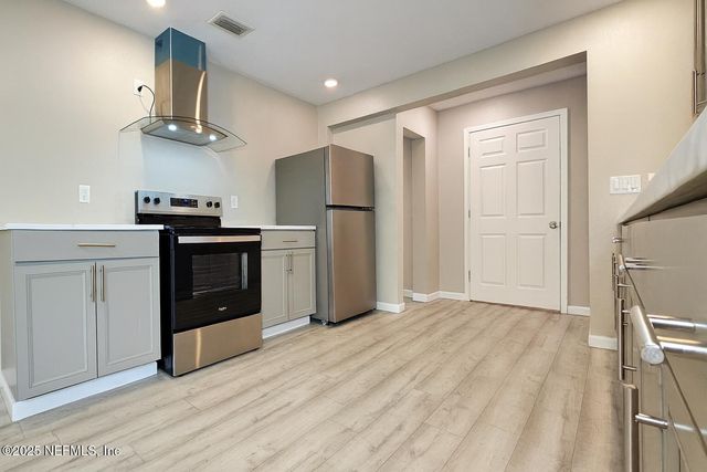 804 WESTBROOK Road, Jacksonville, FL 32209