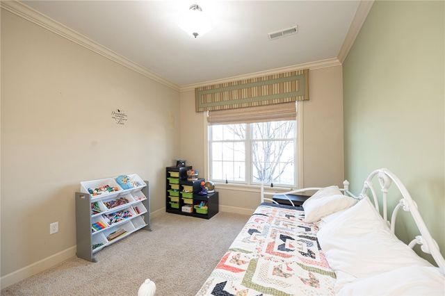 408 Independence Ln, Economy, PA 15042