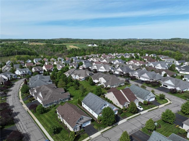 408 Independence Ln, Economy, PA 15042