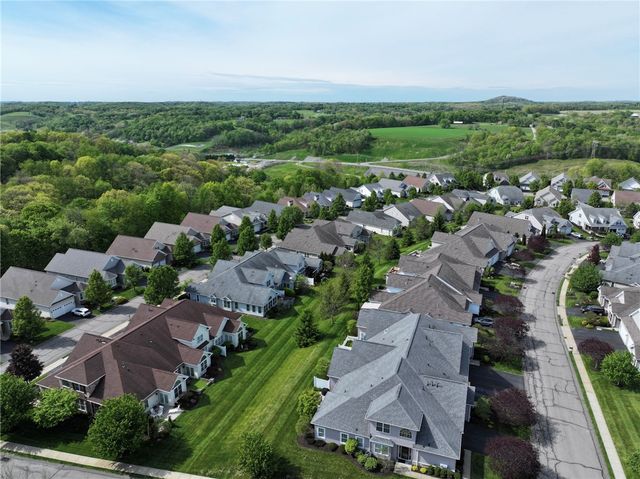 408 Independence Ln, Economy, PA 15042