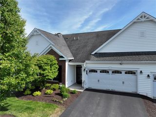 408 Independence Ln, Economy, PA 15042