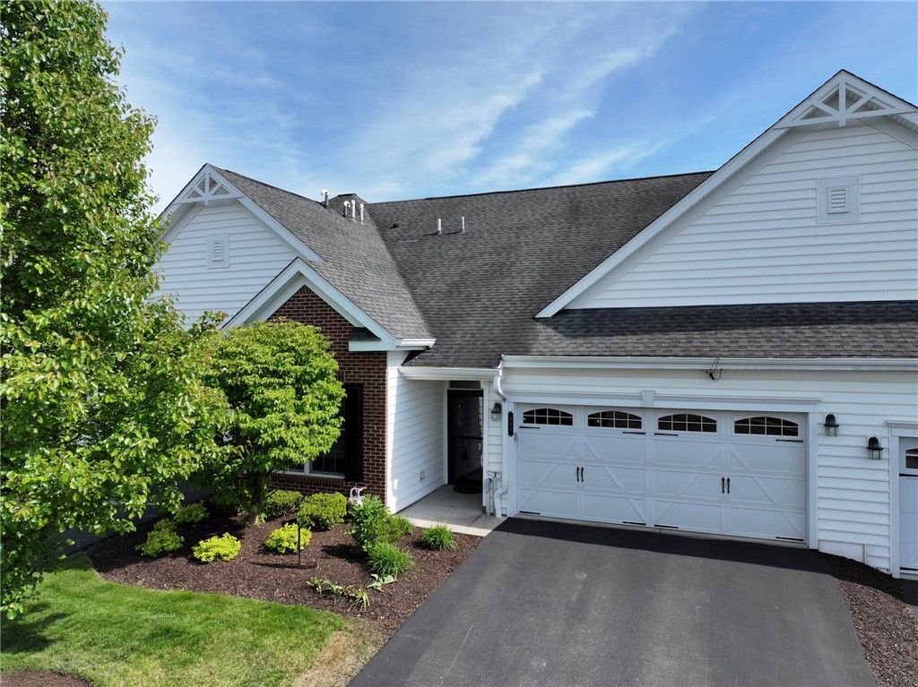 408 Independence Ln, Economy, PA 15042