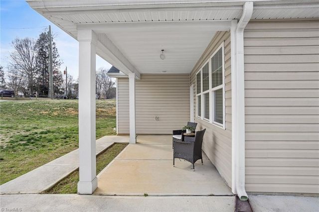 444 Weatherly Street, Ramseur, NC 27316