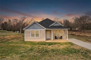 444 Weatherly Street, Ramseur, NC 27316