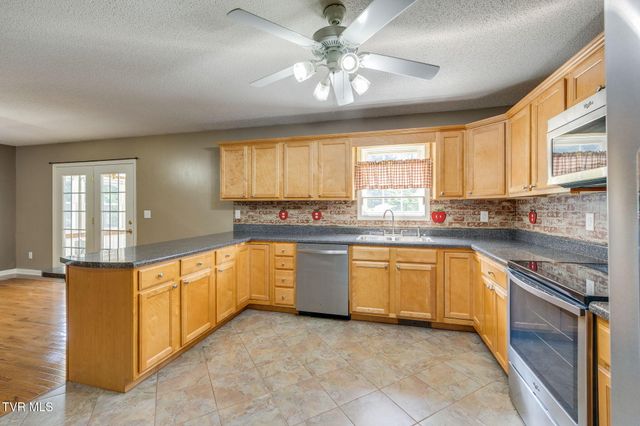 320 Mount Zion Church Road, Jonesborough, TN 37659