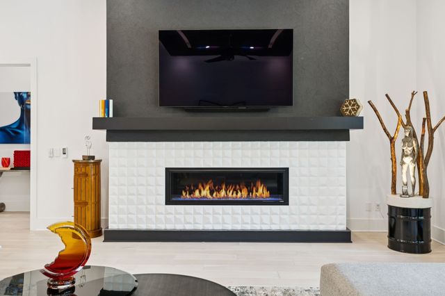 3916 Harding Pl, Nashville, TN 37215