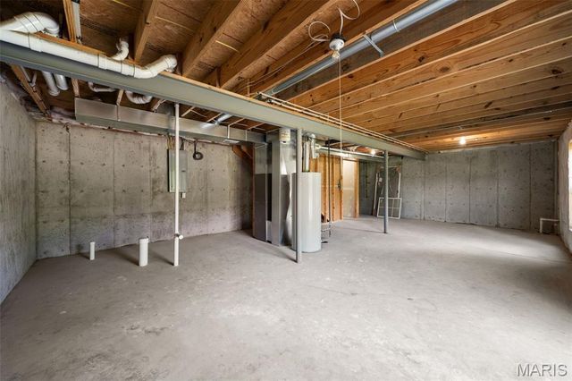 430 Hammerstone Drive, Moscow Mills, MO 63362