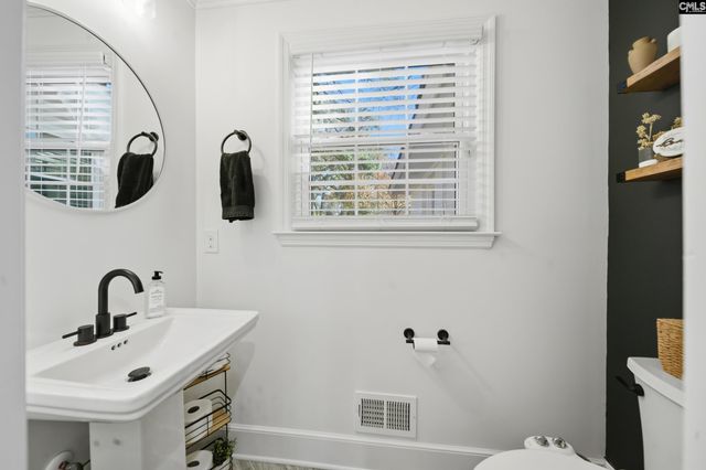 31 Peachtree Circle, Columbia, SC 29206