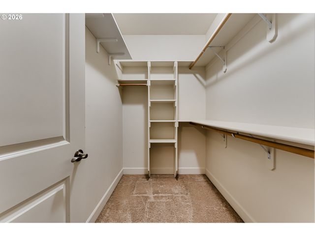 4452 WENDOVER St, Eugene, OR 97404