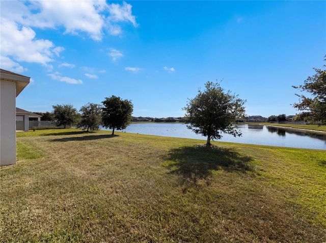 1811 HENLEY STREET, Magnolia Square, FL 34771
