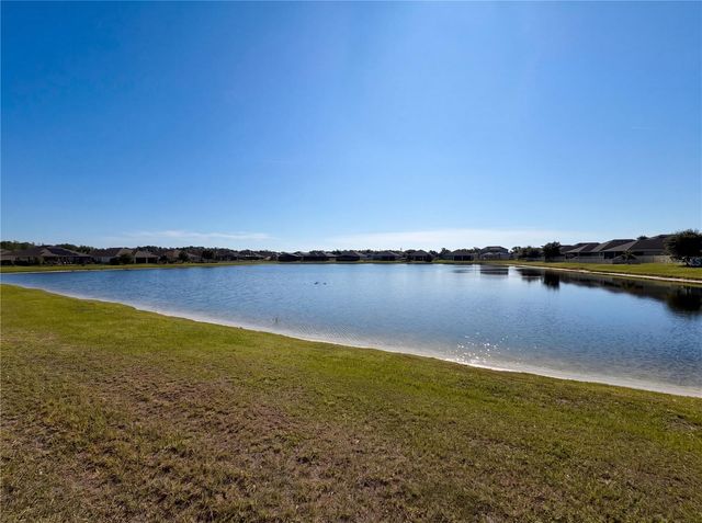 1811 HENLEY STREET, Magnolia Square, FL 34771