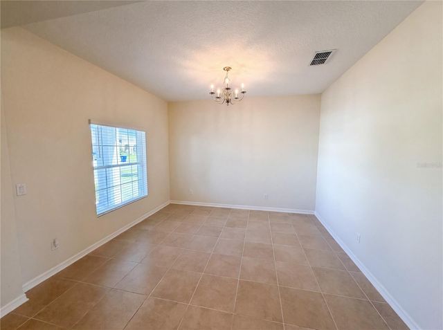 1811 HENLEY STREET, Magnolia Square, FL 34771
