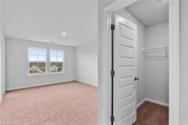 331 Yarrow Drive, Lexington, NC 27295