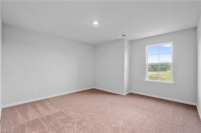 331 Yarrow Drive, Lexington, NC 27295