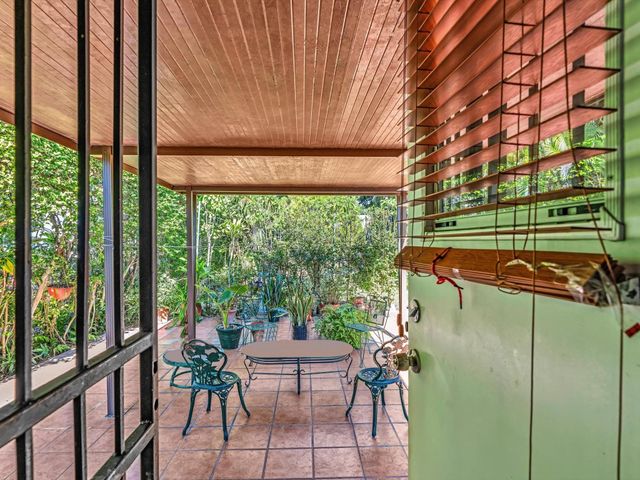 2347 SW 18th St, Miami, FL 33145