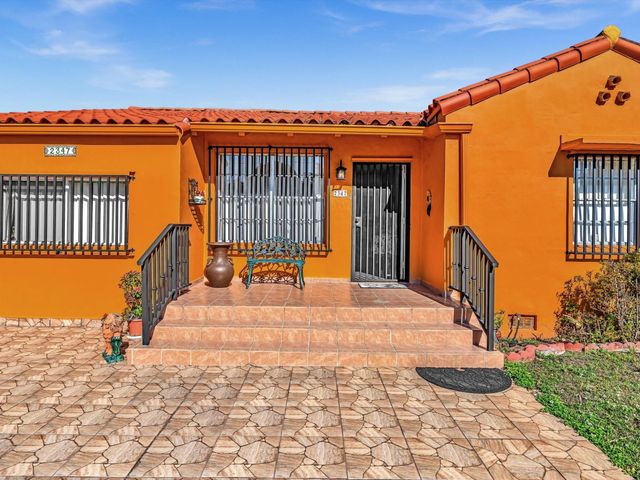 2347 SW 18th St, Miami, FL 33145