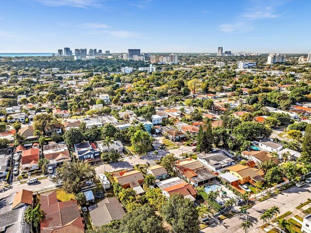 2347 SW 18th St, Miami, FL 33145