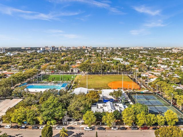 2347 SW 18th St, Miami, FL 33145