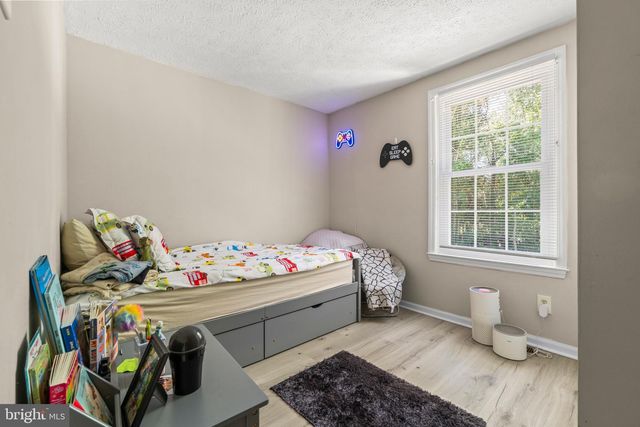 31 VICTORIA MANOR CT, Sicklerville, NJ 08081