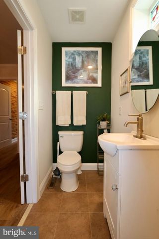 1 N BRADFORD ST, Baltimore, MD 21224