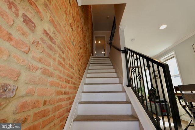 1 N BRADFORD ST, Baltimore, MD 21224