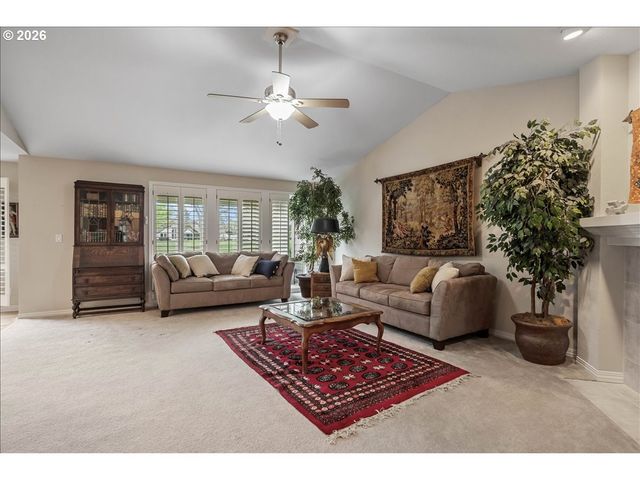 755 CASTLE PINES Dr, Keizer, OR 97303