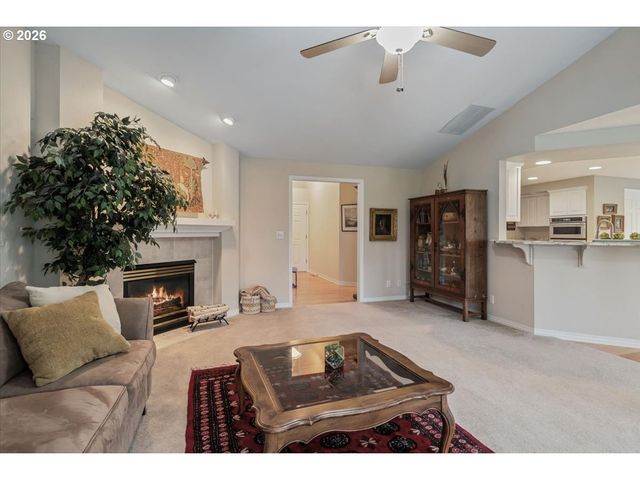 755 CASTLE PINES Dr, Keizer, OR 97303