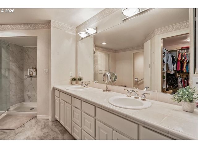 755 CASTLE PINES Dr, Keizer, OR 97303