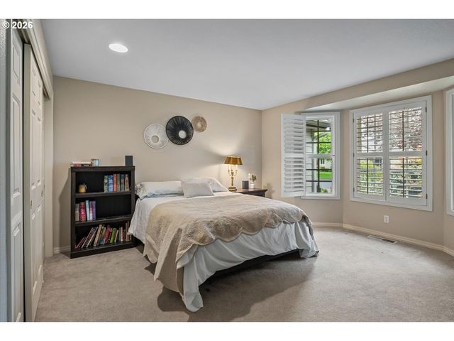 755 CASTLE PINES Dr, Keizer, OR 97303