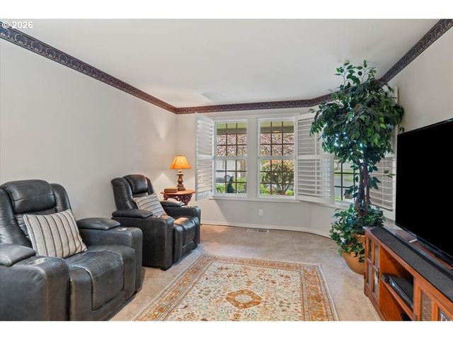 755 CASTLE PINES Dr, Keizer, OR 97303