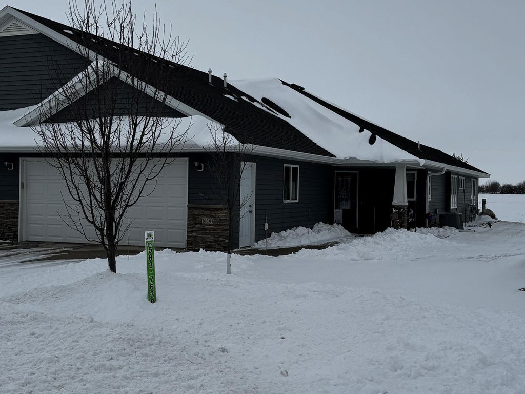 1400 Sherwood Street SE, Hutchinson, MN 55350