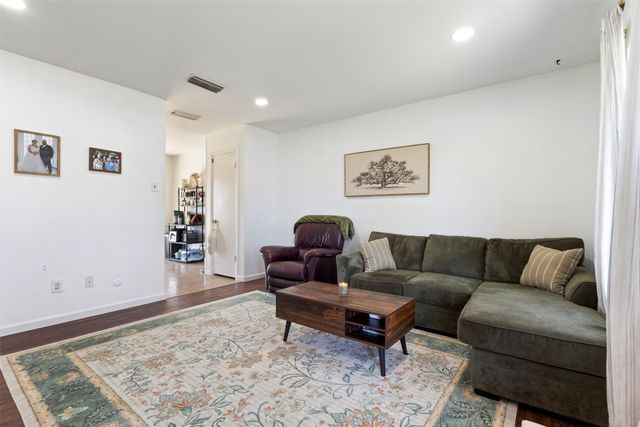 313 Bellaire Drive, Denton, TX 76209