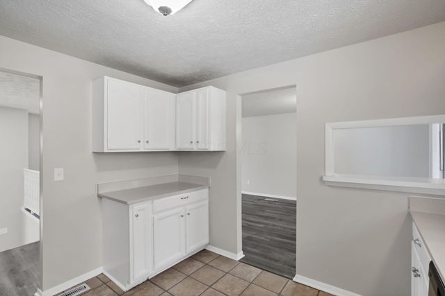 60 Jonquil Drive SW, Etna, OH 43062