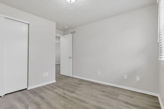 60 Jonquil Drive SW, Etna, OH 43062