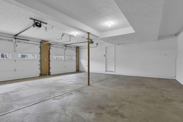 60 Jonquil Drive SW, Etna, OH 43062