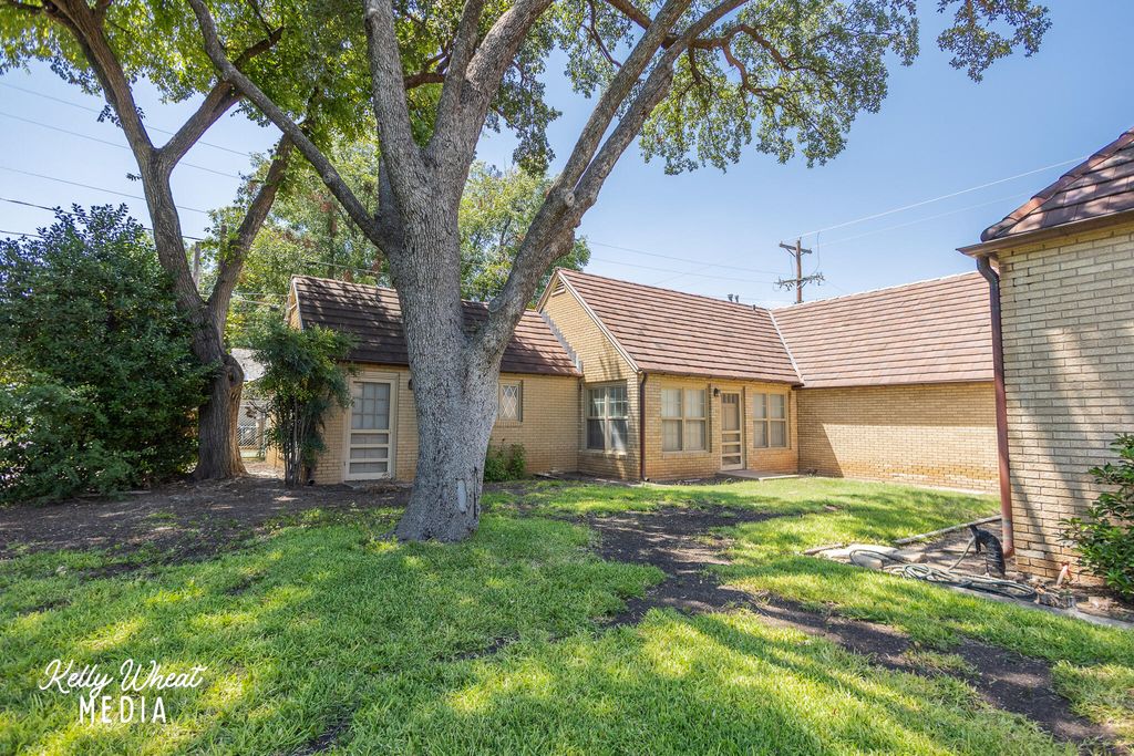 Image 34 of property listing at 1401 S Madison Street, San Angelo, TX 76901