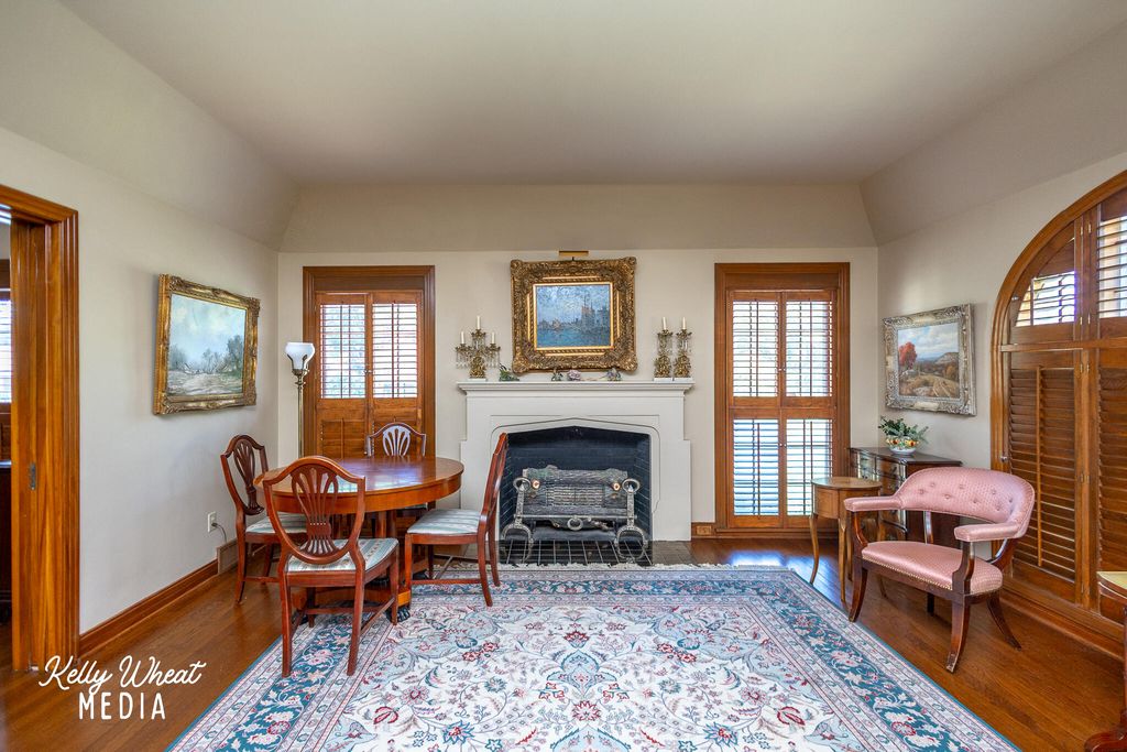 Image 5 of property listing at 1401 S Madison Street, San Angelo, TX 76901