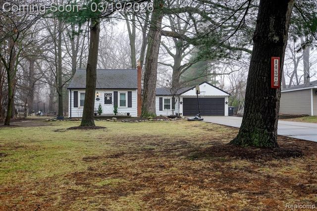 14576 Bainbridge Street, Livonia, MI 48154