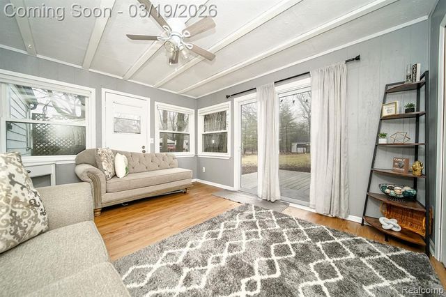 14576 Bainbridge Street, Livonia, MI 48154