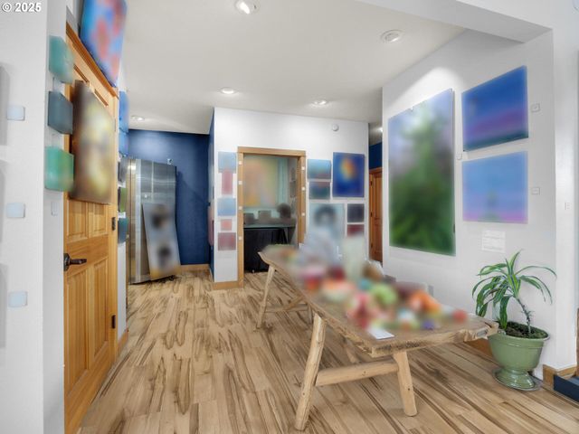 107 SUNSET Blvd, Cannon Beach, OR 97110